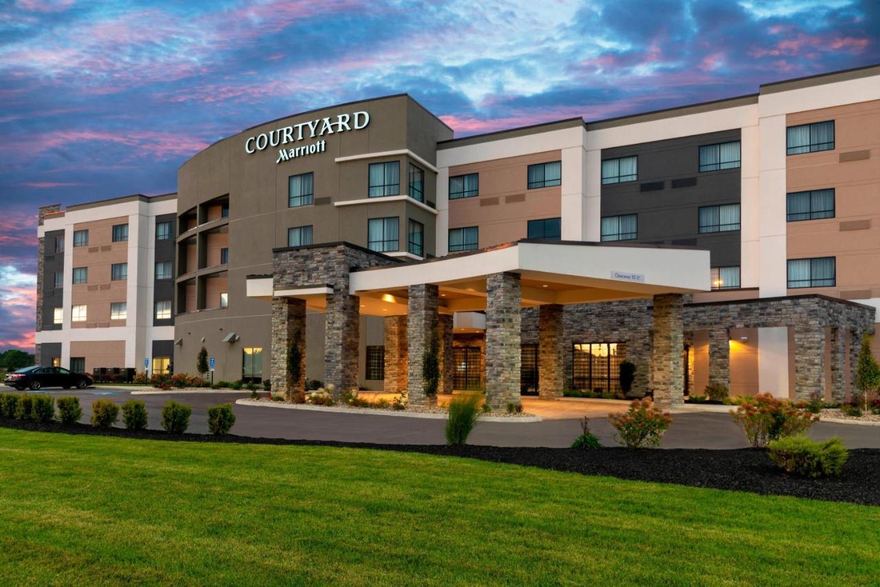 Отель Courtyard By Marriott Cleveland Элирия Экстерьер фото